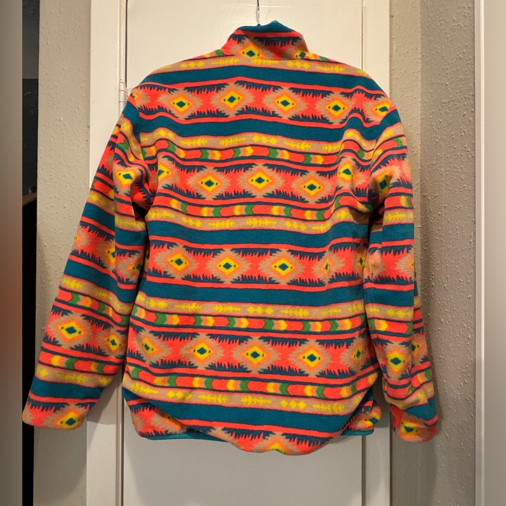 Chubbies reversible Aztec print pullover - Picture 9 of 11